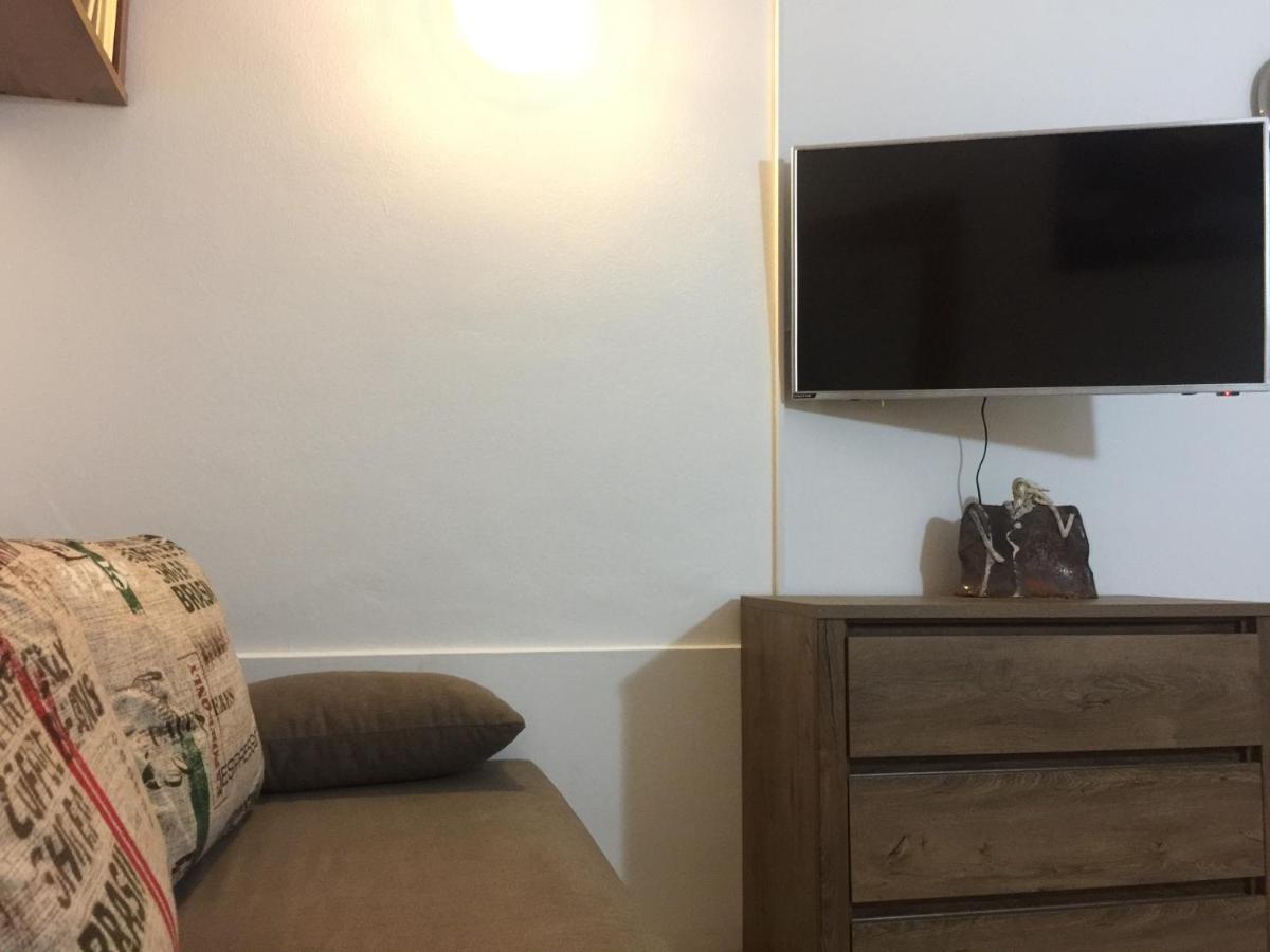 Apartma איזולה מראה חיצוני תמונה
