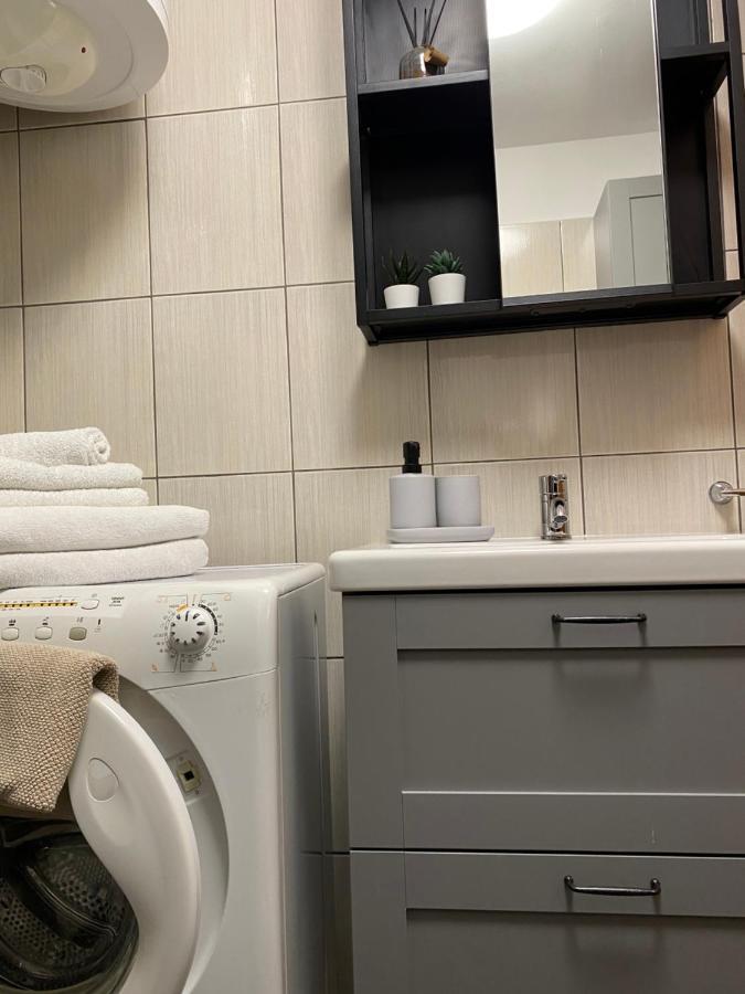 Apartma איזולה מראה חיצוני תמונה